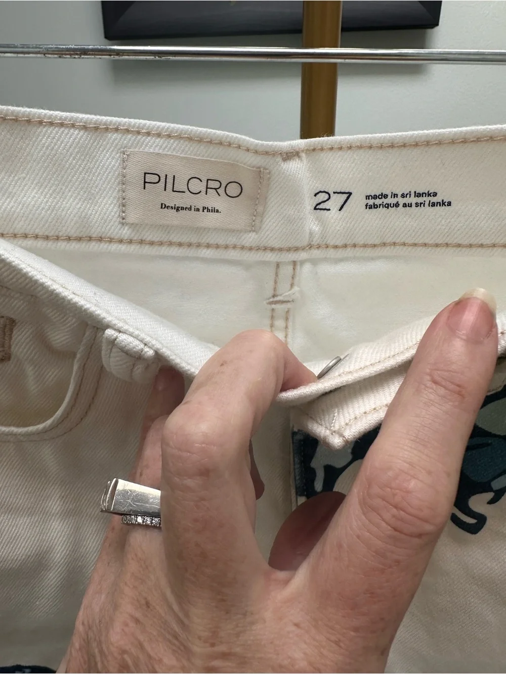 NWT Anthropologie Devon Denim Shorts by Pilcro: Wave Print Edition Size 27 - Picture 10 of 10